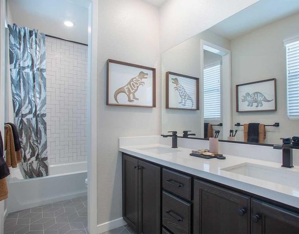 2426 Lake Club, Fairfield, CA 94533