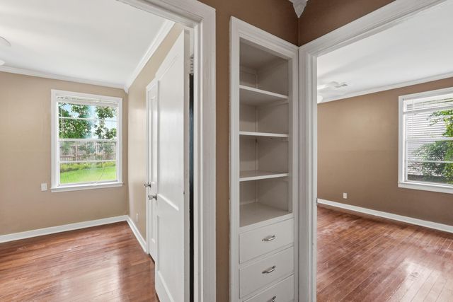 6404 Longwood Road, Cammack Village, AR 72207