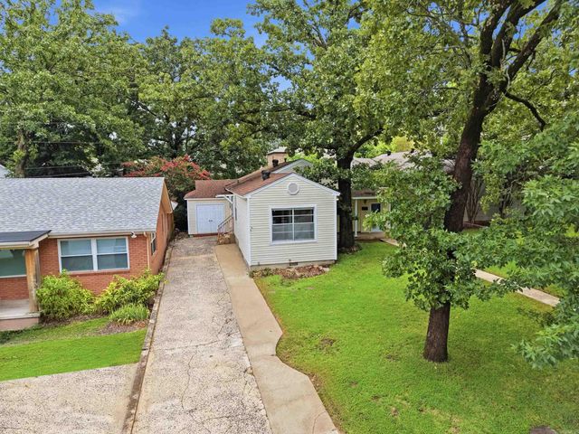 6404 Longwood Road, Cammack Village, AR 72207