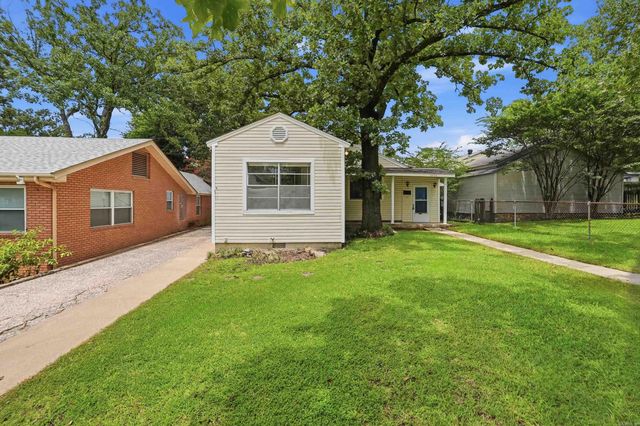 6404 Longwood Road, Cammack Village, AR 72207
