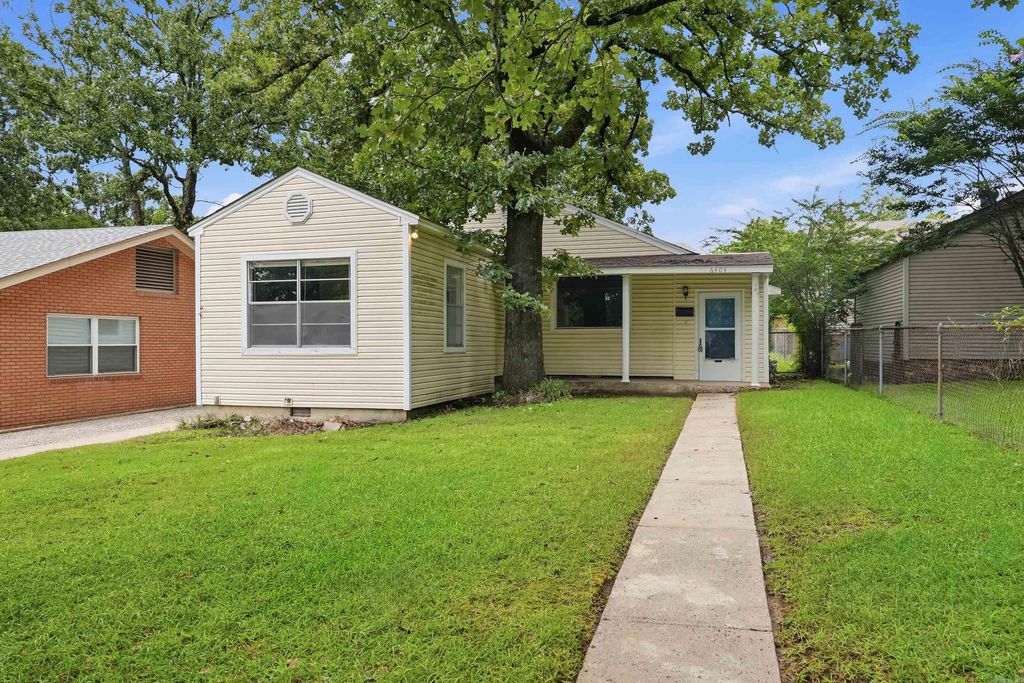 6404 Longwood Road, Cammack Village, AR 72207