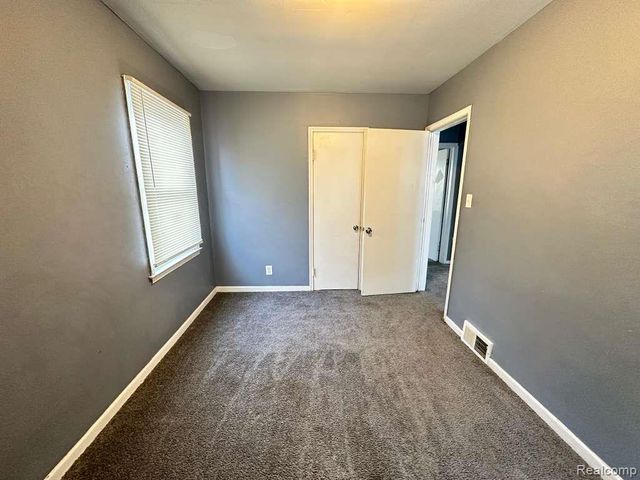 18401 Morang Drive, Detroit, MI 48205