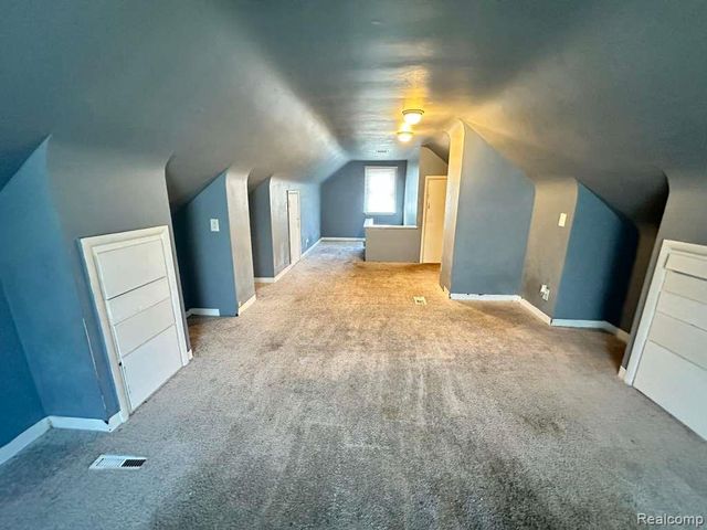 18401 Morang Drive, Detroit, MI 48205