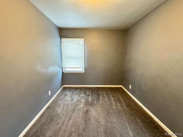 18401 Morang Drive, Detroit, MI 48205