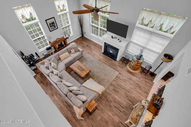 90 Bryce Lane, Manahawkin, NJ 08050