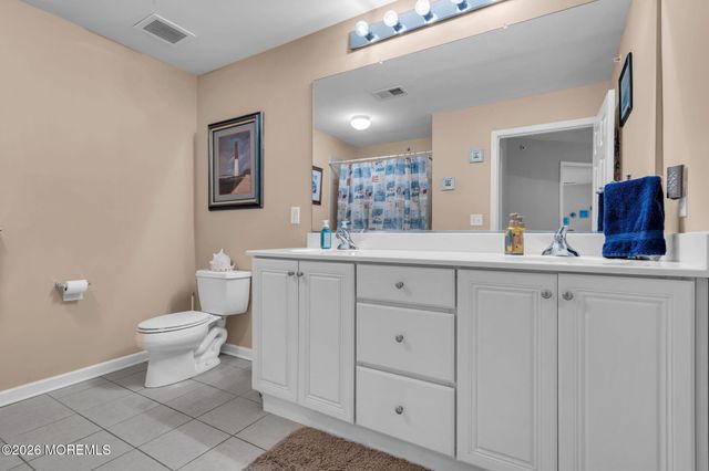 90 Bryce Lane, Manahawkin, NJ 08050
