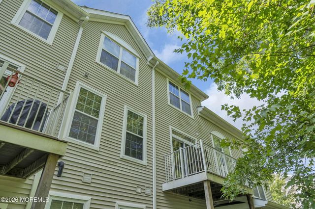 90 Bryce Lane, Manahawkin, NJ 08050
