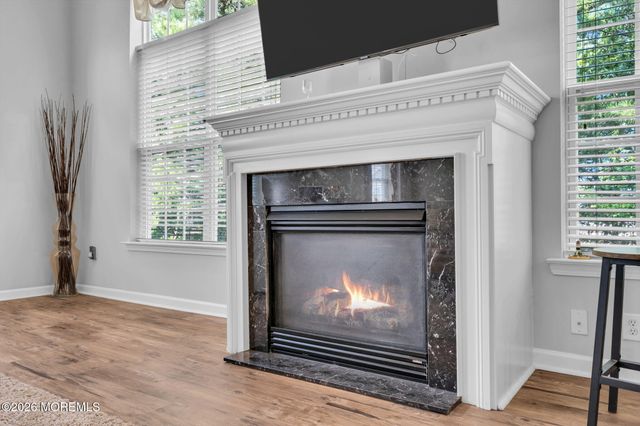 90 Bryce Lane, Manahawkin, NJ 08050