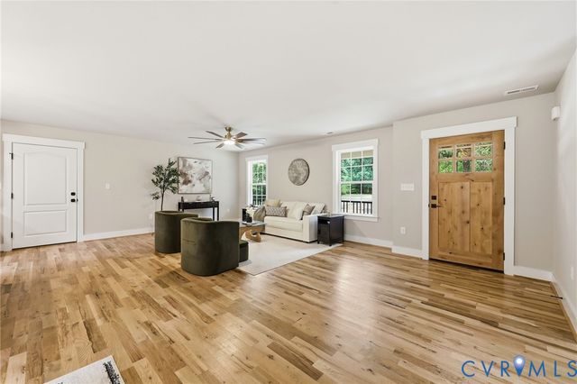 18707 Indian Rd, Prince George, VA 23805