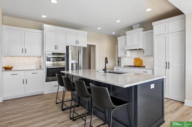 10639 S 190th Street, Omaha, NE 68136