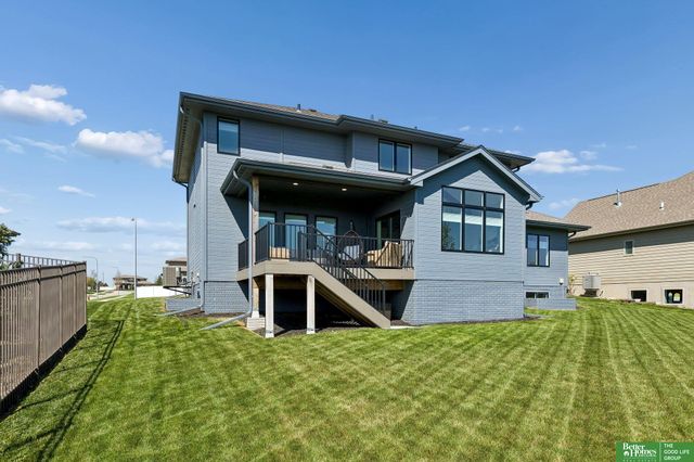 10639 S 190th Street, Omaha, NE 68136