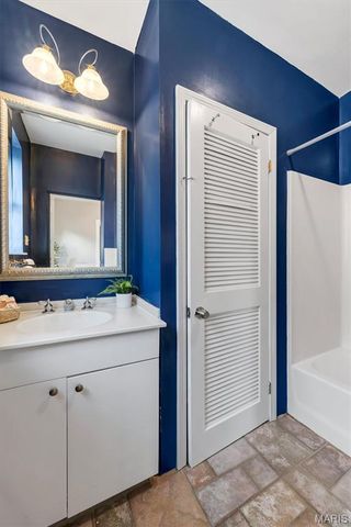 1536 Sanford Avenue, St Louis, MO 63139