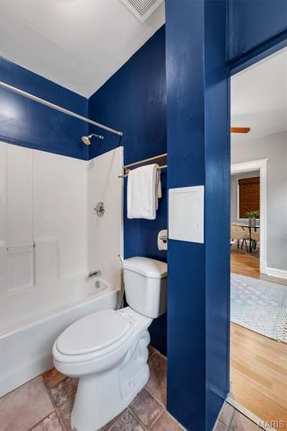 1536 Sanford Avenue, St Louis, MO 63139