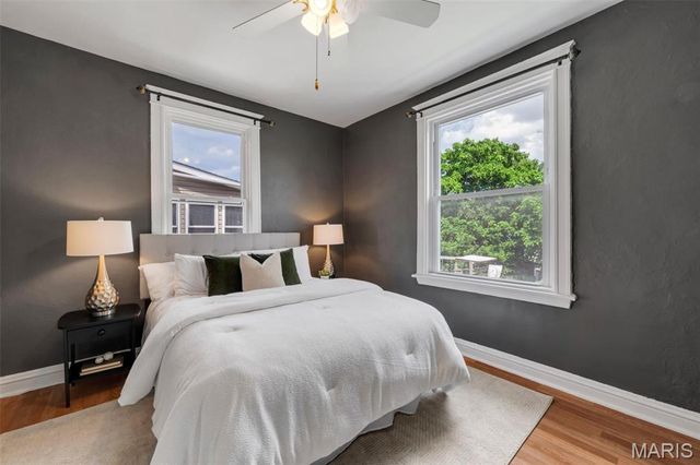 1536 Sanford Avenue, St Louis, MO 63139