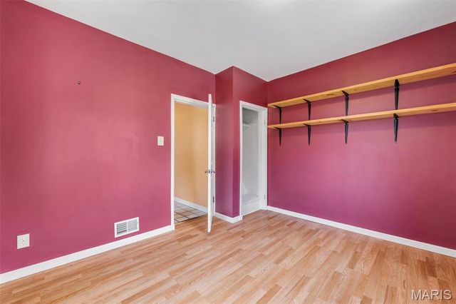 1536 Sanford Avenue, St Louis, MO 63139