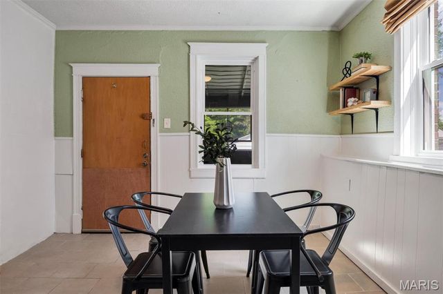 1536 Sanford Avenue, St Louis, MO 63139