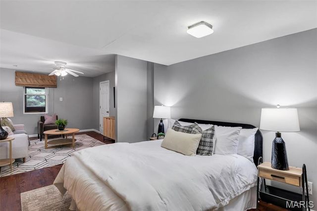 1536 Sanford Avenue, St Louis, MO 63139