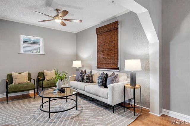 1536 Sanford Avenue, St Louis, MO 63139