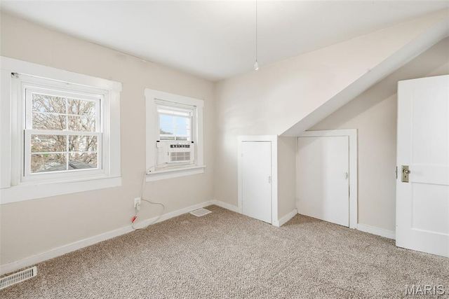 609 S 4th Street, St Charles, MO 63301