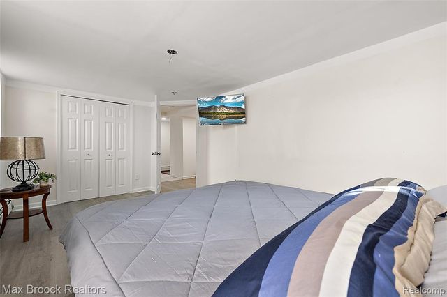 2940 Steeple Hill Road, White Lake, MI 48383