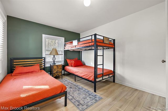 2940 Steeple Hill Road, White Lake, MI 48383