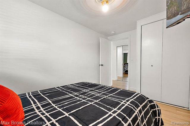 2940 Steeple Hill Road, White Lake, MI 48383