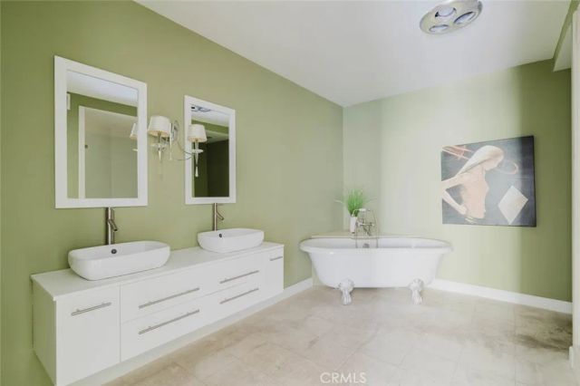 5333 Zelzah Avenue 203, Encino, CA 91316