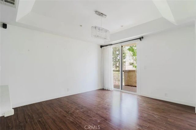 5333 Zelzah Avenue 203, Encino, CA 91316