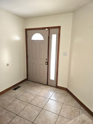 10067 Adams Street, Crown Point, IN 46307