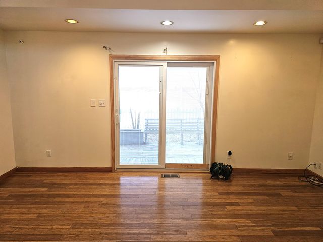 10067 Adams Street, Crown Point, IN 46307