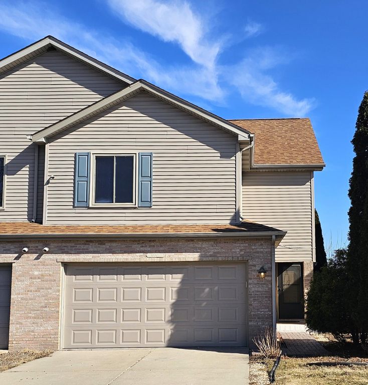 10067 Adams Street, Crown Point, IN 46307