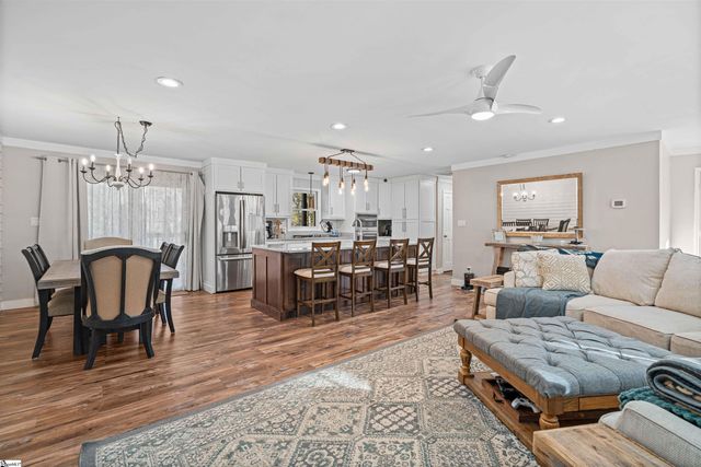 6417 Old Greenville Highway, Liberty, SC 29657