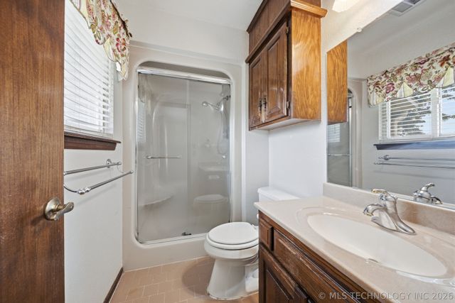 8261 N 162nd East Avenue, Owasso, OK 74055