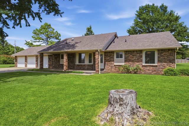 8261 N 162nd East Avenue, Owasso, OK 74055