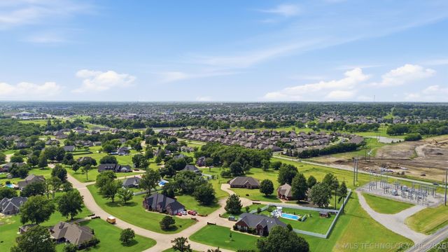 8261 N 162nd East Avenue, Owasso, OK 74055