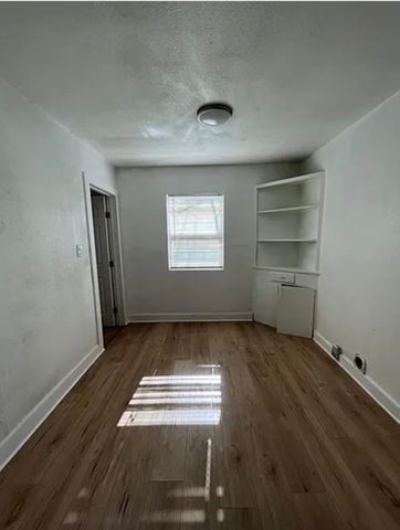 5100 Echo Avenue, Dallas, TX 75215