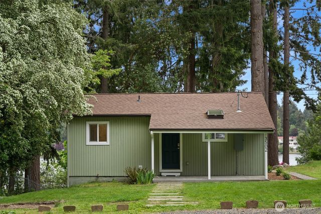3502 Long Lake Drive SE, Lacey, WA 98503