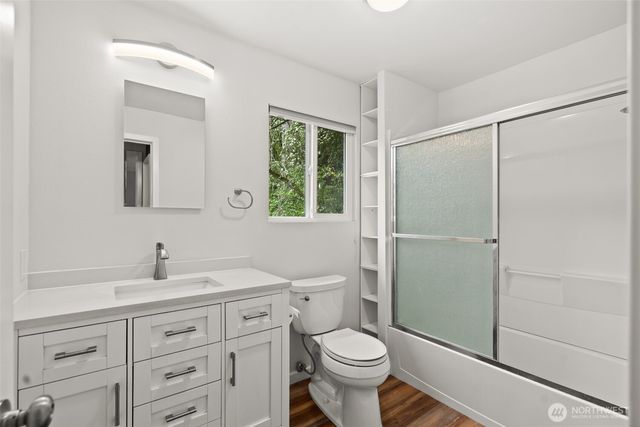 3502 Long Lake Drive SE, Lacey, WA 98503