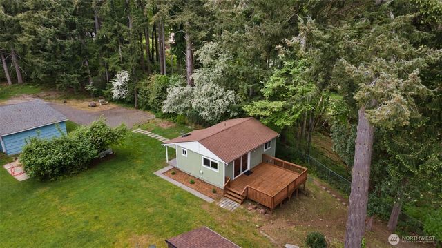 3502 Long Lake Drive SE, Lacey, WA 98503