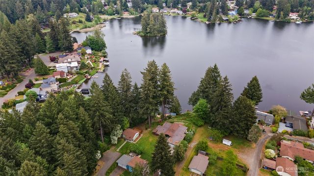 3502 Long Lake Drive SE, Lacey, WA 98503