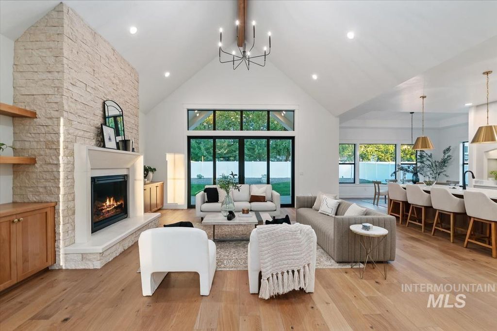 196 N Timber Wolf Pl, Eagle, ID 83616 photo 12