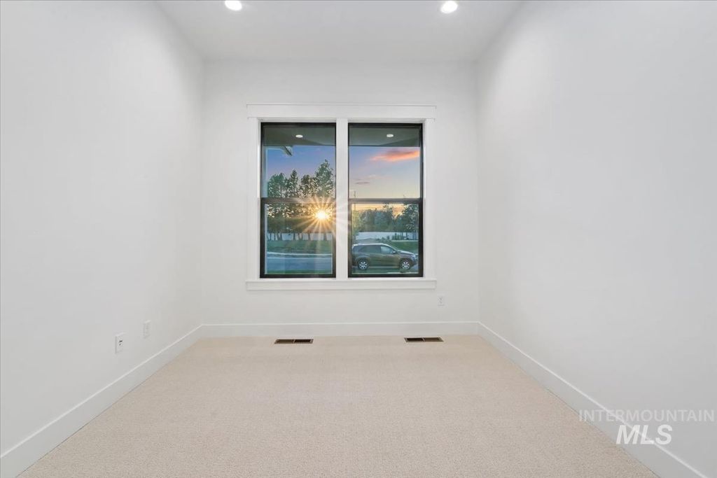 196 N Timber Wolf Pl, Eagle, ID 83616 photo 39