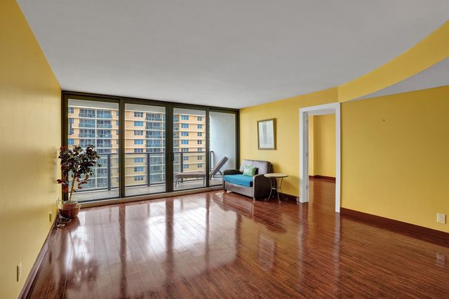 2301 S Ocean Drive 1408, Hollywood, FL 33019