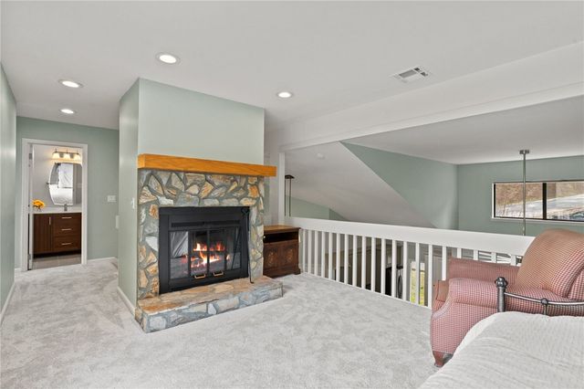 202 Harbor Cove Drive, Salem, SC 29676