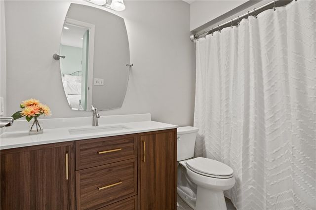 202 Harbor Cove Drive, Salem, SC 29676