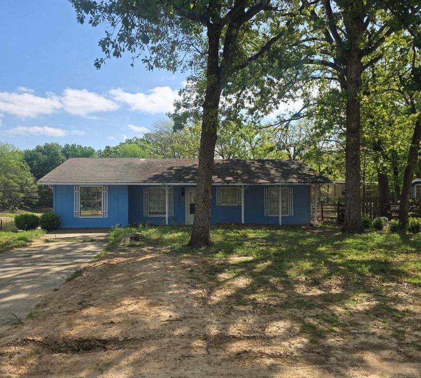 224 Cawthon Drive, Mabank, TX 75156