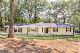 1017 Oak Ridge Drive, Byron, GA 31008