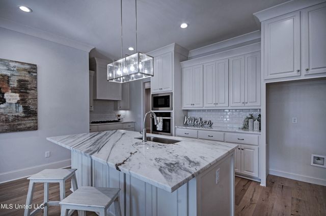 120 Freedom Ring Drive, Brandon, MS 39047