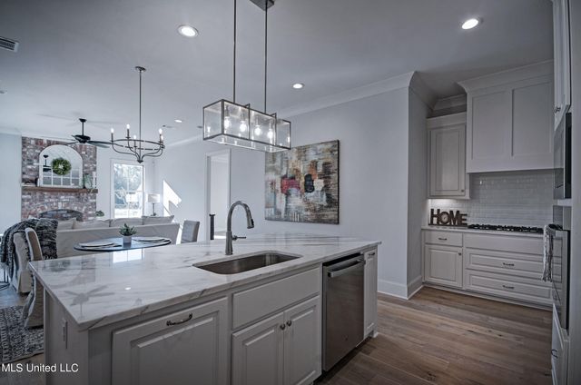 120 Freedom Ring Drive, Brandon, MS 39047