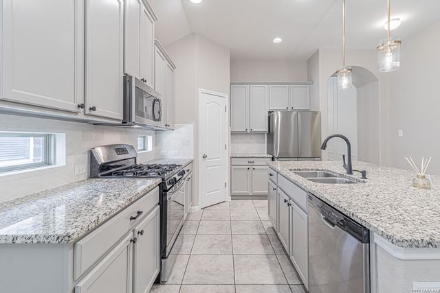 21923 CAPROCK CYN, San Antonio, TX 78258